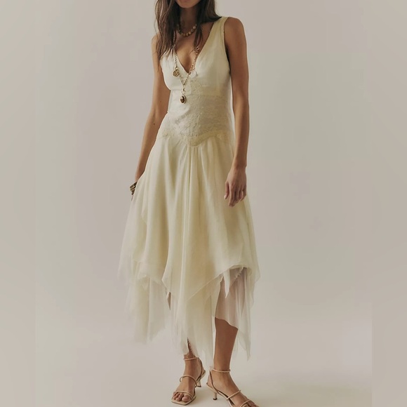 Free People Dresses & Skirts - NWT Free People Nigel Preston Wunderlust Midi Dress in Cream